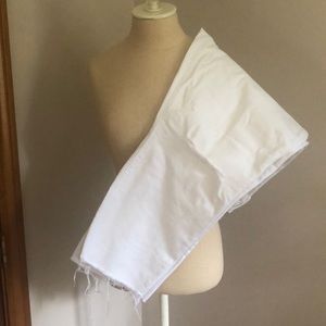 Old Navy White Distressed Cropped Flare Jeans 20